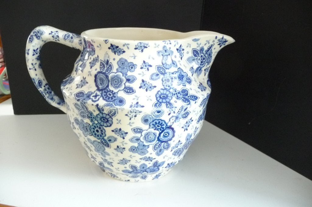 GROTE BEATRIX BLAUWE KAN 22 X 19 CM SOCIETE Céramique, Verzenden
