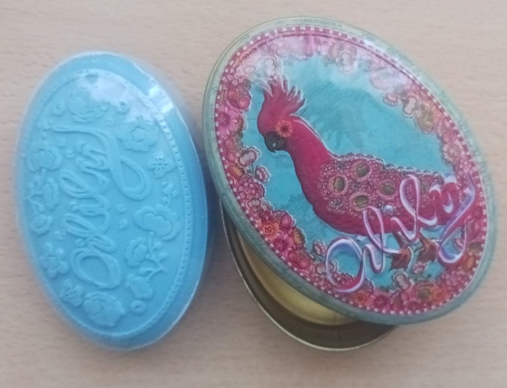 Oilily Vintage zeep in het originele blik, Ophalen of Verzenden, Zo goed als nieuw, Verpakking