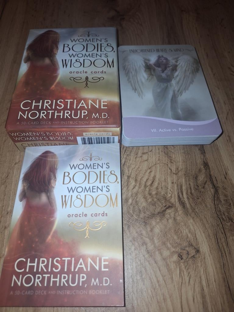Womens bodies oracle cards, Ophalen of Verzenden, Zo goed als nieuw, Tarot of Kaarten leggen, Overige typen