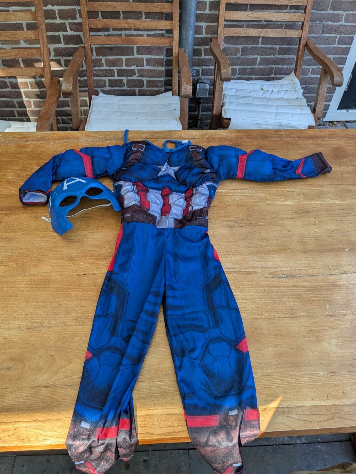 Captain America pakje 4jr, Kinderen en Baby's, Carnavalskleding en Verkleedspullen, Ophalen of Verzenden, Gebruikt, 110 t/m 116
