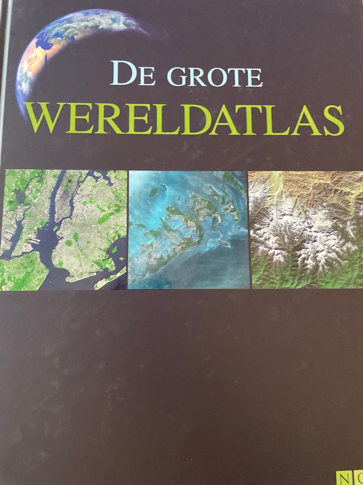 De Grote Wereldatlas - Uitgebreide editie, Overige atlassen, 2000 tot heden, Ophalen of Verzenden, Zo goed als nieuw