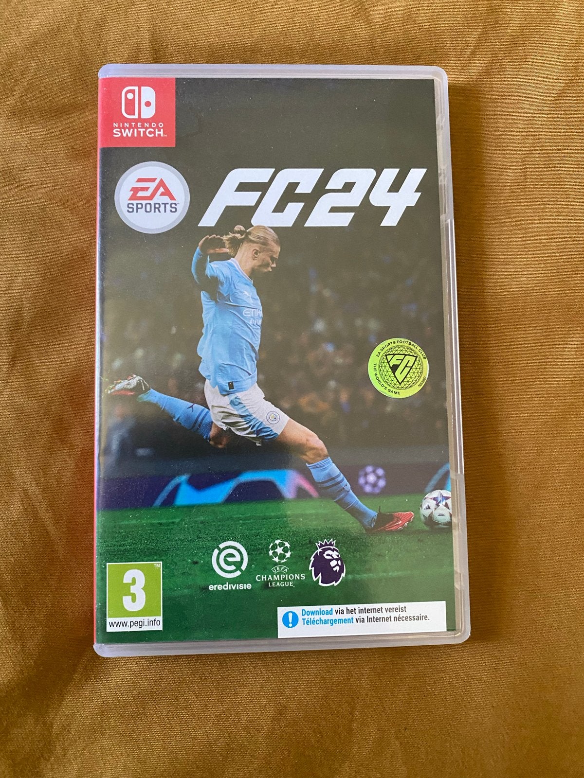 FC24 Nintendo Switch - Zo goed als nieuw, Ophalen, Eén computer, Zo goed als nieuw, Sport