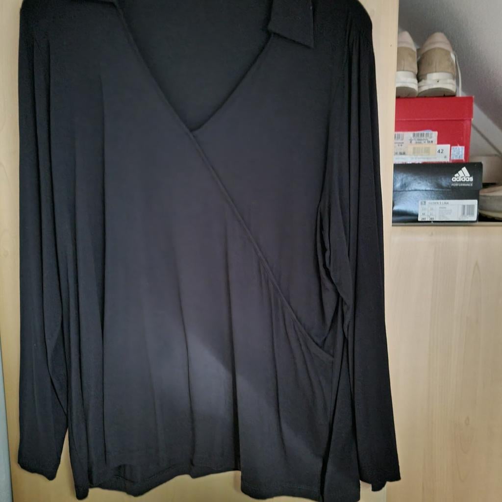 Zwart shirt met lange mouwen - Maat 48, Kleding | Dames, Grote Maten, Ophalen of Verzenden, Zo goed als nieuw, Zwart, Shirt of Top