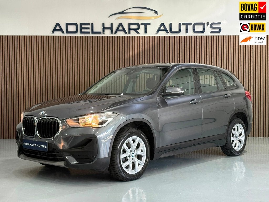 BMW X1 SDrive18i Business Edition Automaat / Navigatie full, 136 pk, Gebruikt, Automatische klimaatregeling, Origineel Nederlands