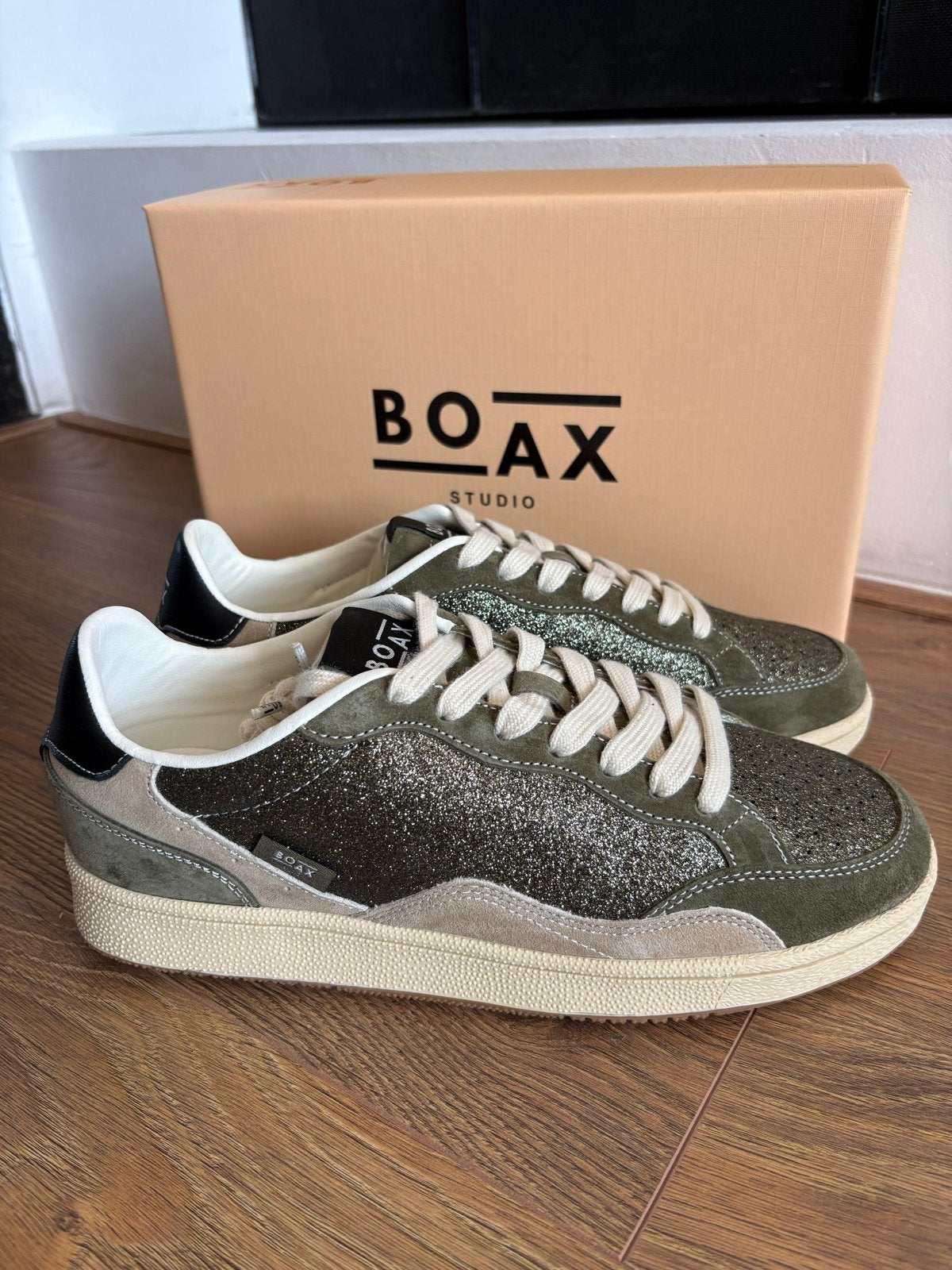 Boax schoenen maat 41 groen/glitter, nieuw in doos, Nieuw, Ophalen of Verzenden, Sneakers of Gympen, Groen