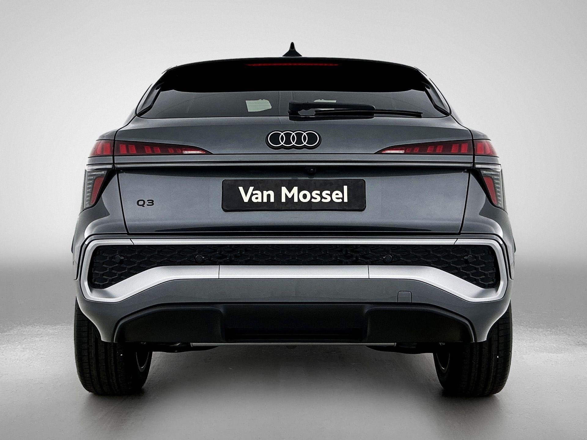 Audi Q3 Sportback 1.5 e-hybrid S edition Navigatie | Apple C, Auto's, 1800 kg, 1498 cc, Euro 6, 4 cilinders