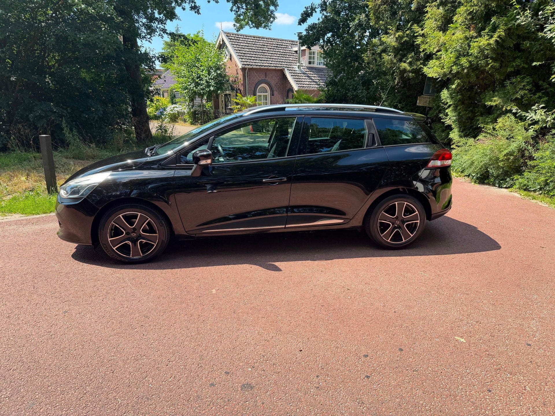 Renault Clio Estate 1.5 dCi ECO Dynamique / Navi / Airco / A, Auto's, Voorwielaandrijving, Euro 5, Gebruikt, 4 cilinders