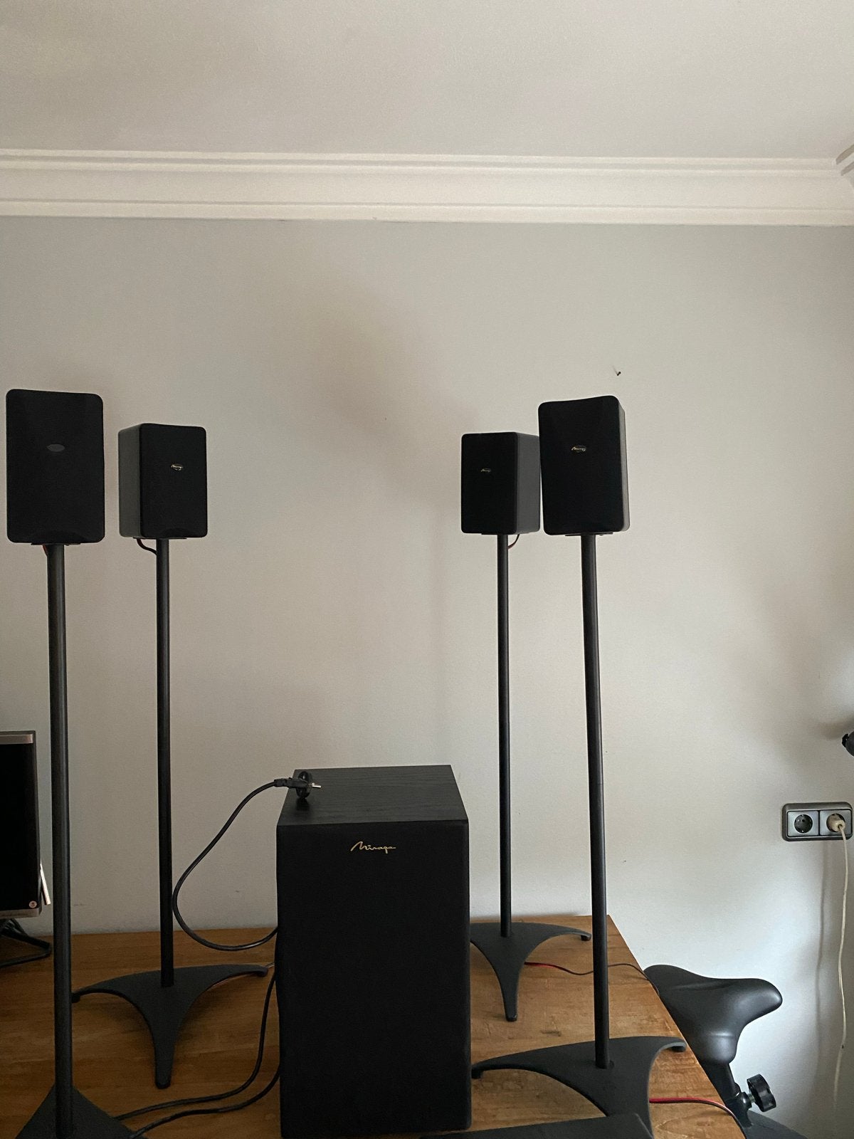 Mirage FRx-S8 Surroundset met subwoofer en standaarden, Audio, Tv en Foto, Gebruikt, Surroundset, Geschikt voor surround/home cinema