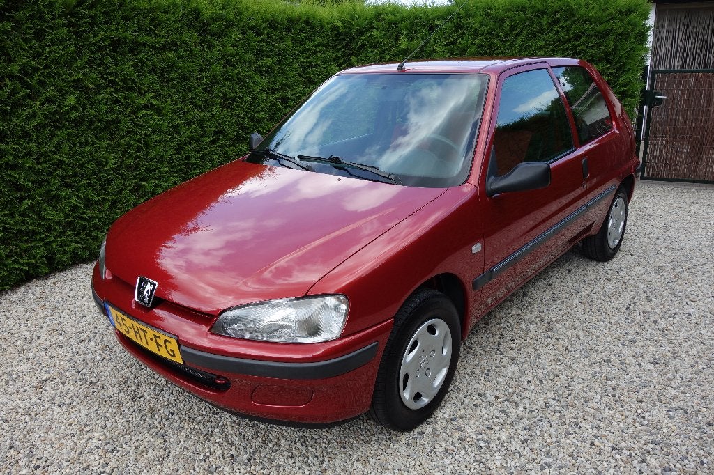 Peugeot 106 1.1 Sketch 2001 Rood, Auto's, Voorwielaandrijving, 4 cilinders, 400 kg, Origineel Nederlands