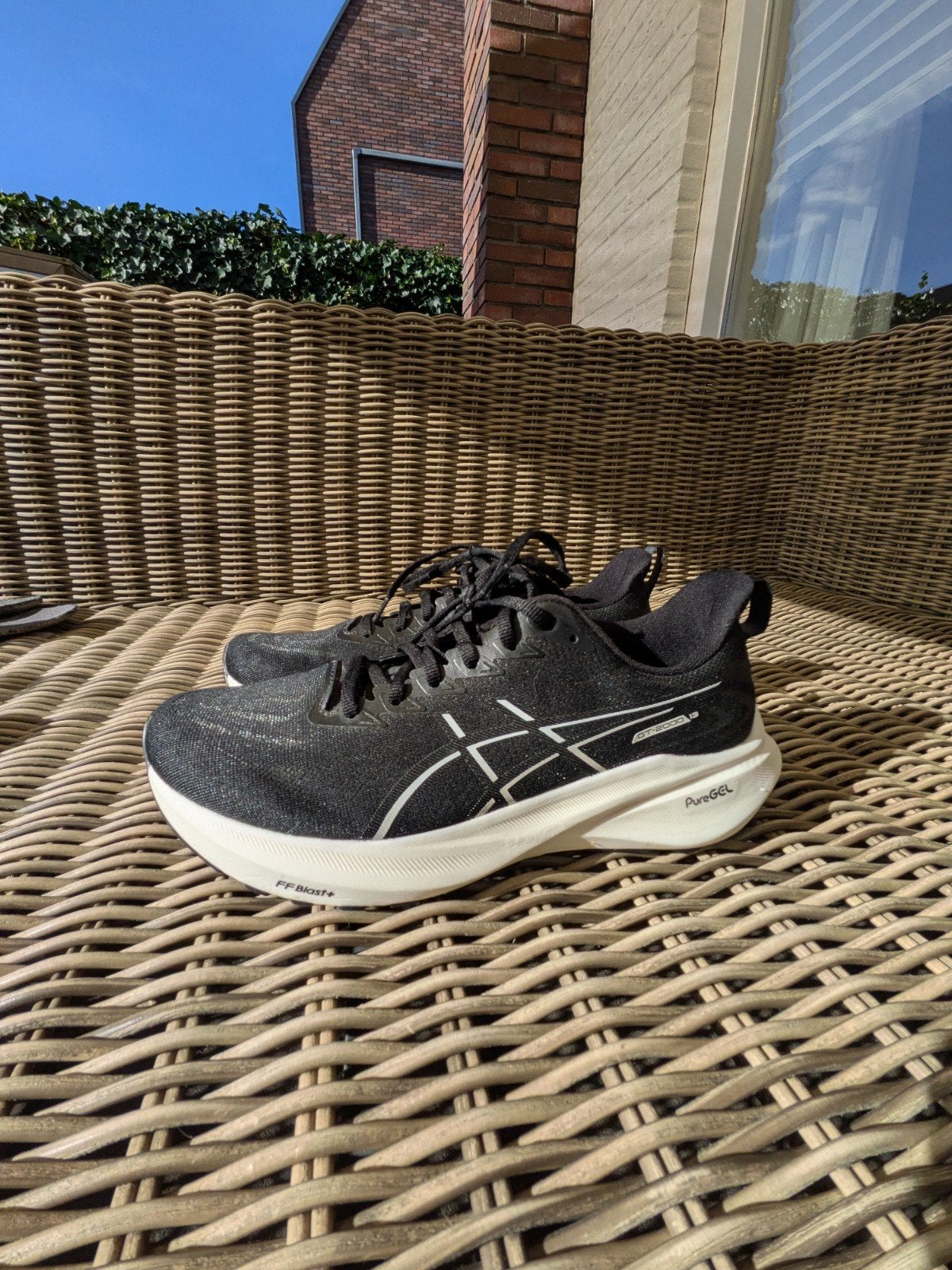 ASICS GT-2000 12 Hardloopschoenen - Maat 42, Hardloopschoenen, Ophalen of Verzenden, Zo goed als nieuw, Hardlopen