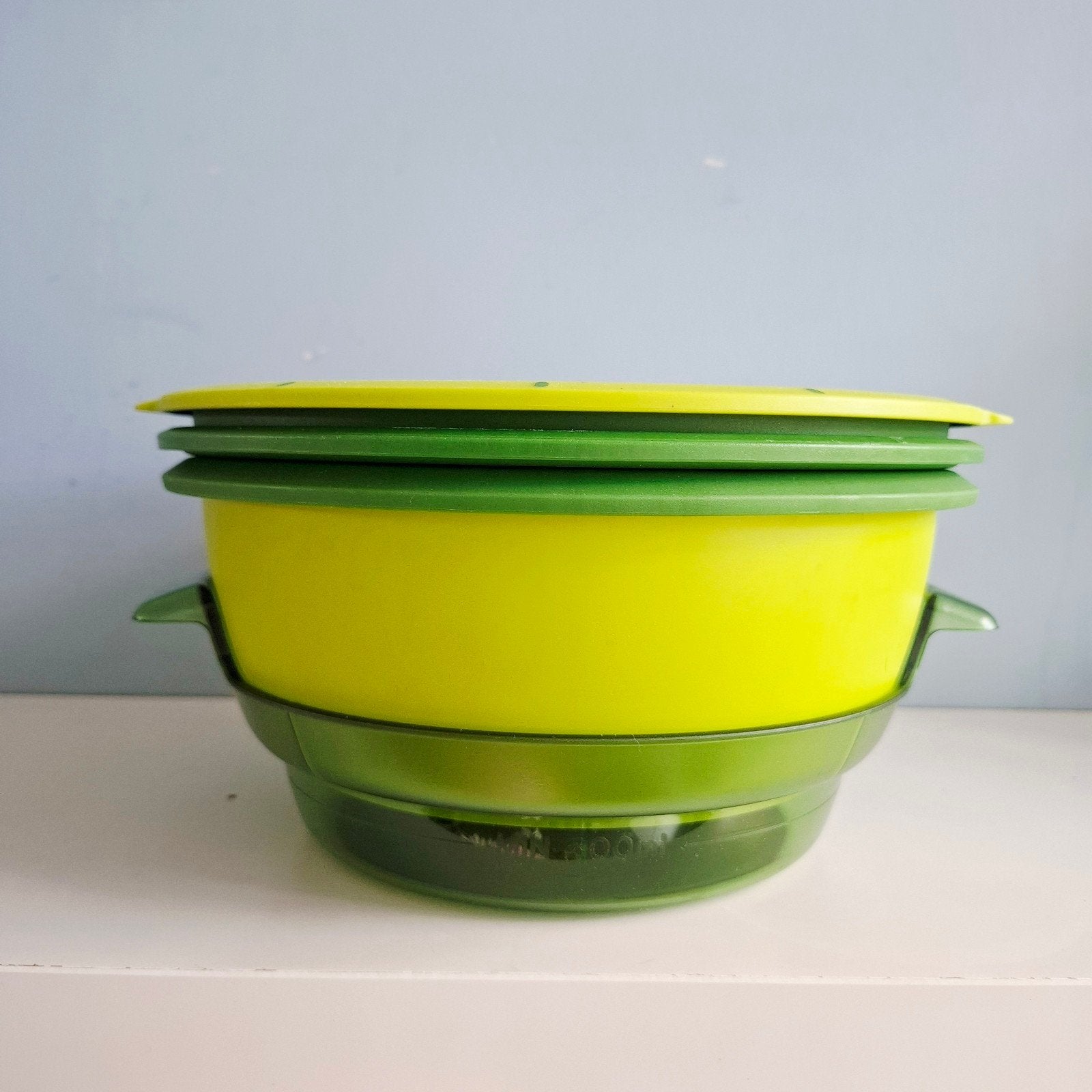 Tupperware MicroGourmet stoompan - zo goed als nieuw, Schaal, Ophalen of Verzenden, Zo goed als nieuw, BPA-vrij