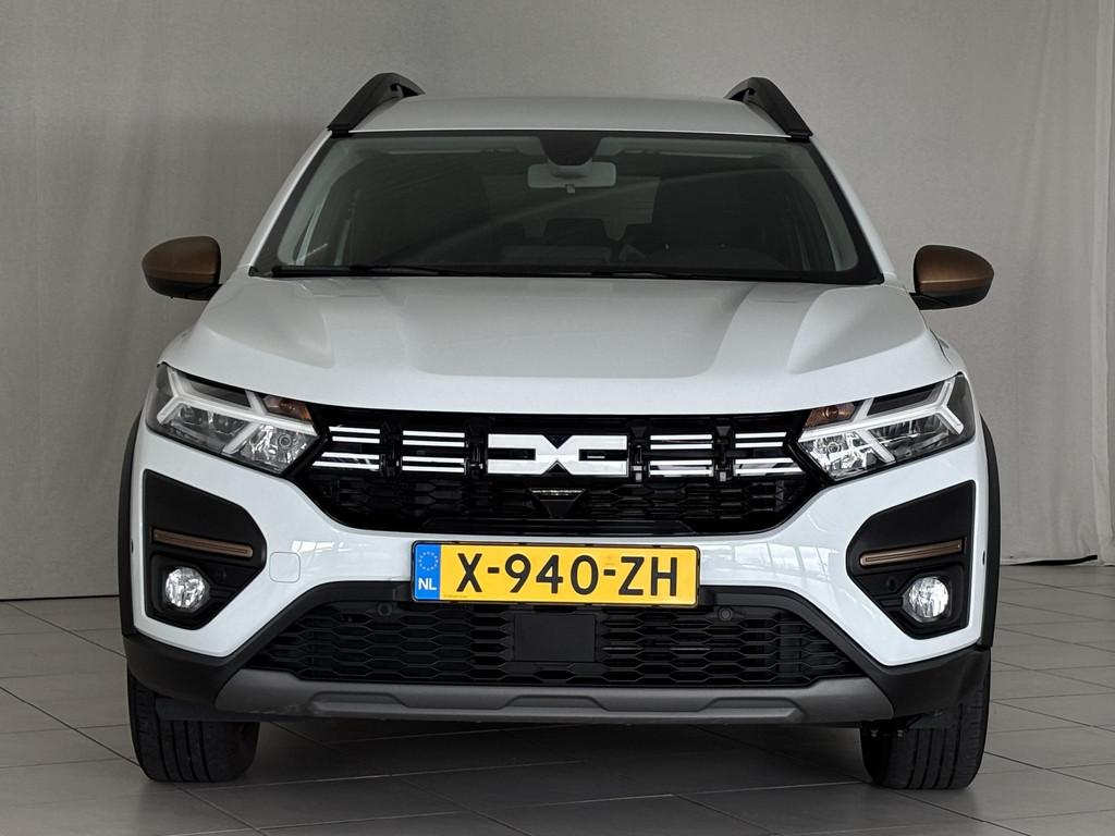 Dacia Jogger 1.6 Hybrid 140 Extreme 7-persoons | Apple-Andro, Auto's, Dacia, Gebruikt, 4 cilinders, Lichtsensor, 7 stoelen