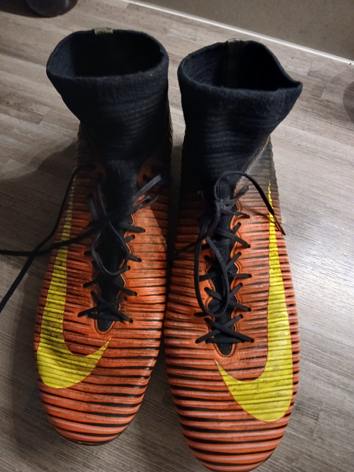 Voetbalschoenen nike, Maat XS of kleiner, Ophalen, Schoenen