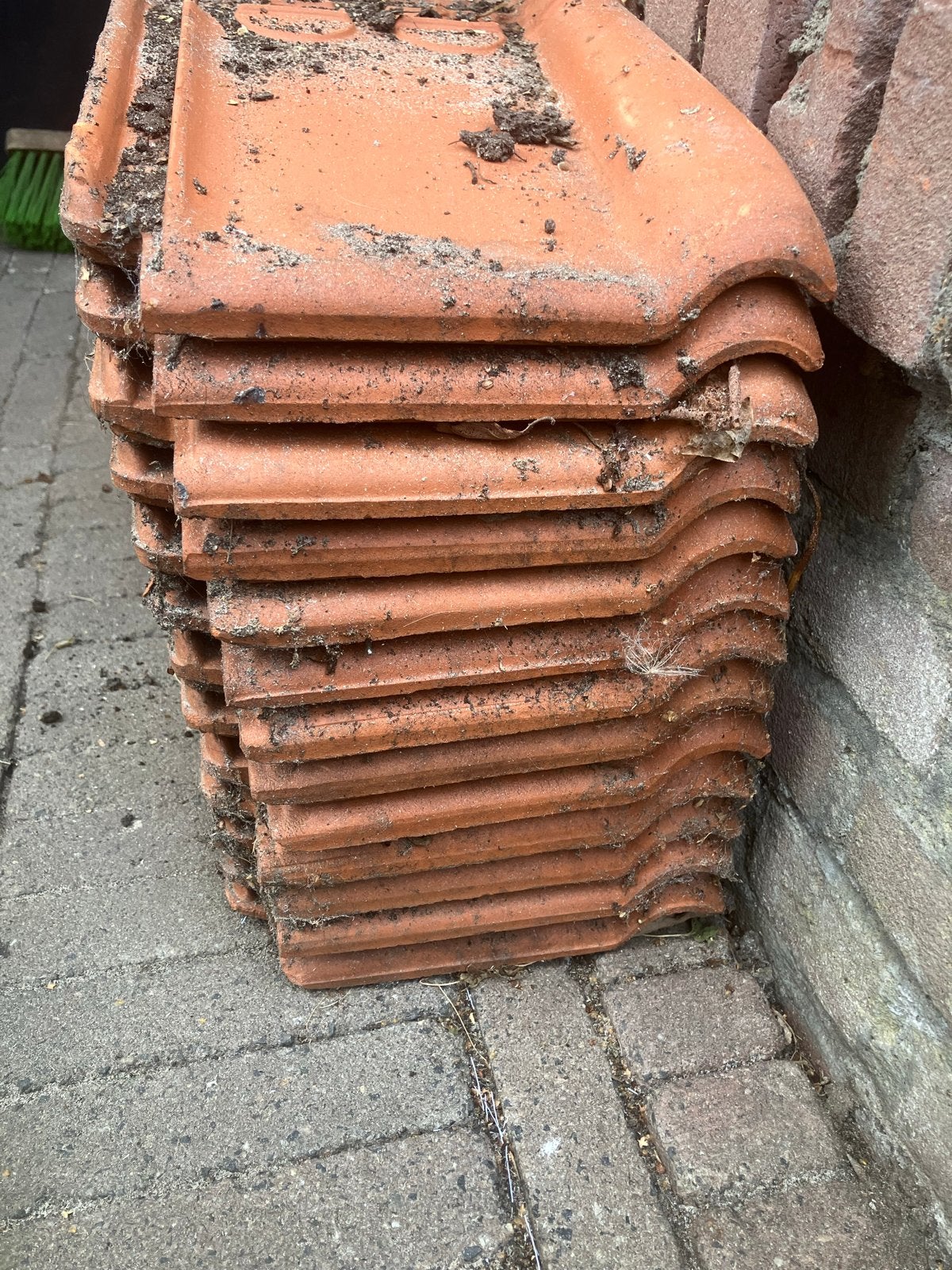 Dakpannen 14 stuks 2,6, Doe-het-zelf en Verbouw, Ophalen, Gebruikt, Steen of Klei, Minder dan 5 m²