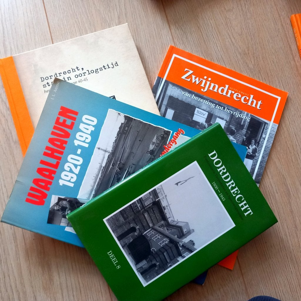 Dordrecht, Zwijndrecht en Waalhaven mei 1940, Verzenden, Overige soorten, Nederland, Boek of Tijdschrift