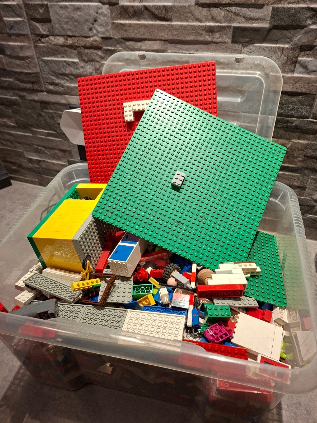 Lego .volle curver, Ophalen