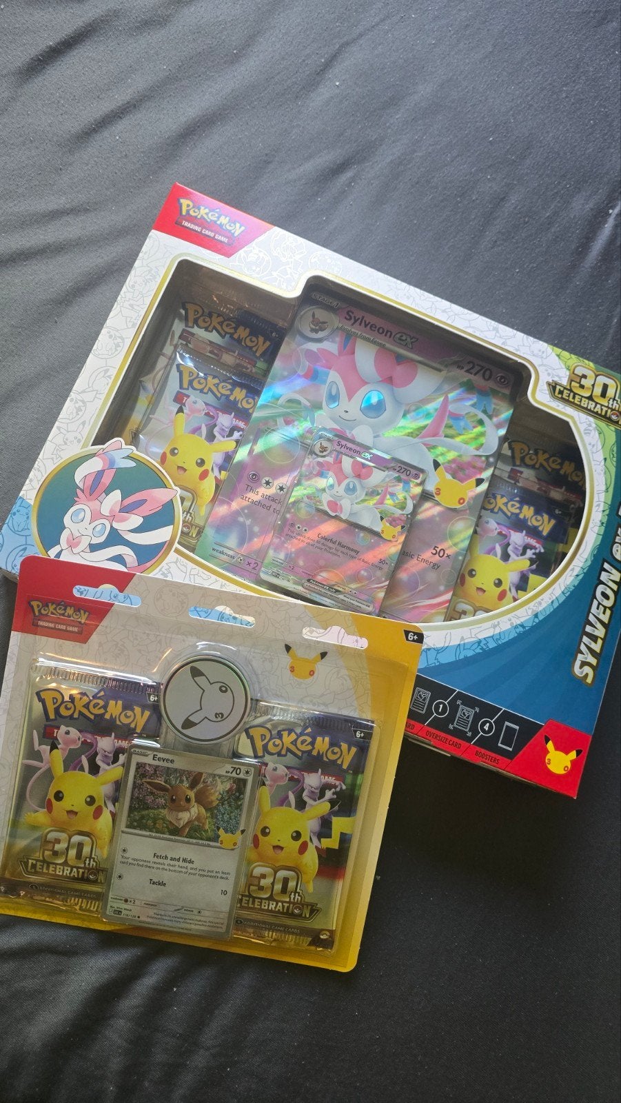 Pokémon 30th Celebrations Sylveon Box & 2-pack Blister, Ophalen of Verzenden, Nieuw, Overige typen