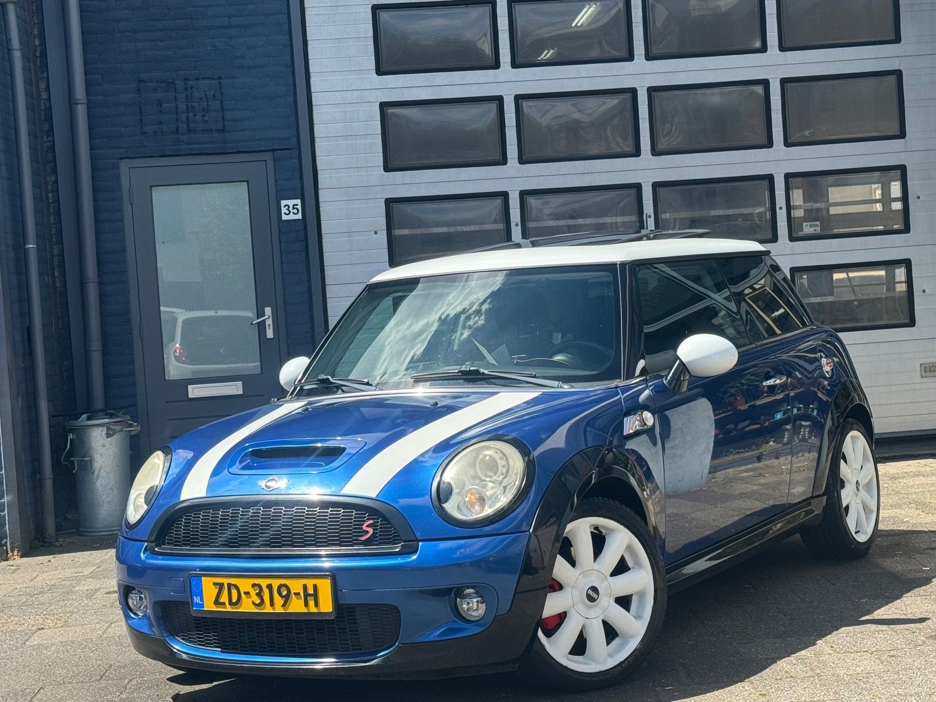Mini Mini 1.6 Cooper S | Clima | Pano | 174PK, Auto's, Voorwielaandrijving, Gebruikt, 4 cilinders, 49 €/maand