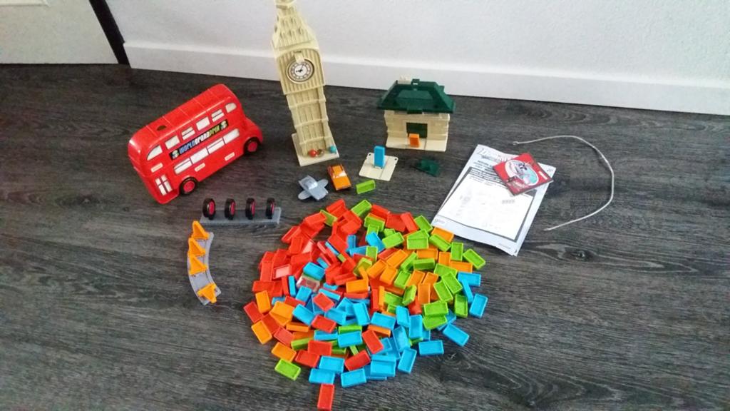 200 dominostenen met extra,s (huisje kapot, opvangbak mist), Ophalen, Gebruikt