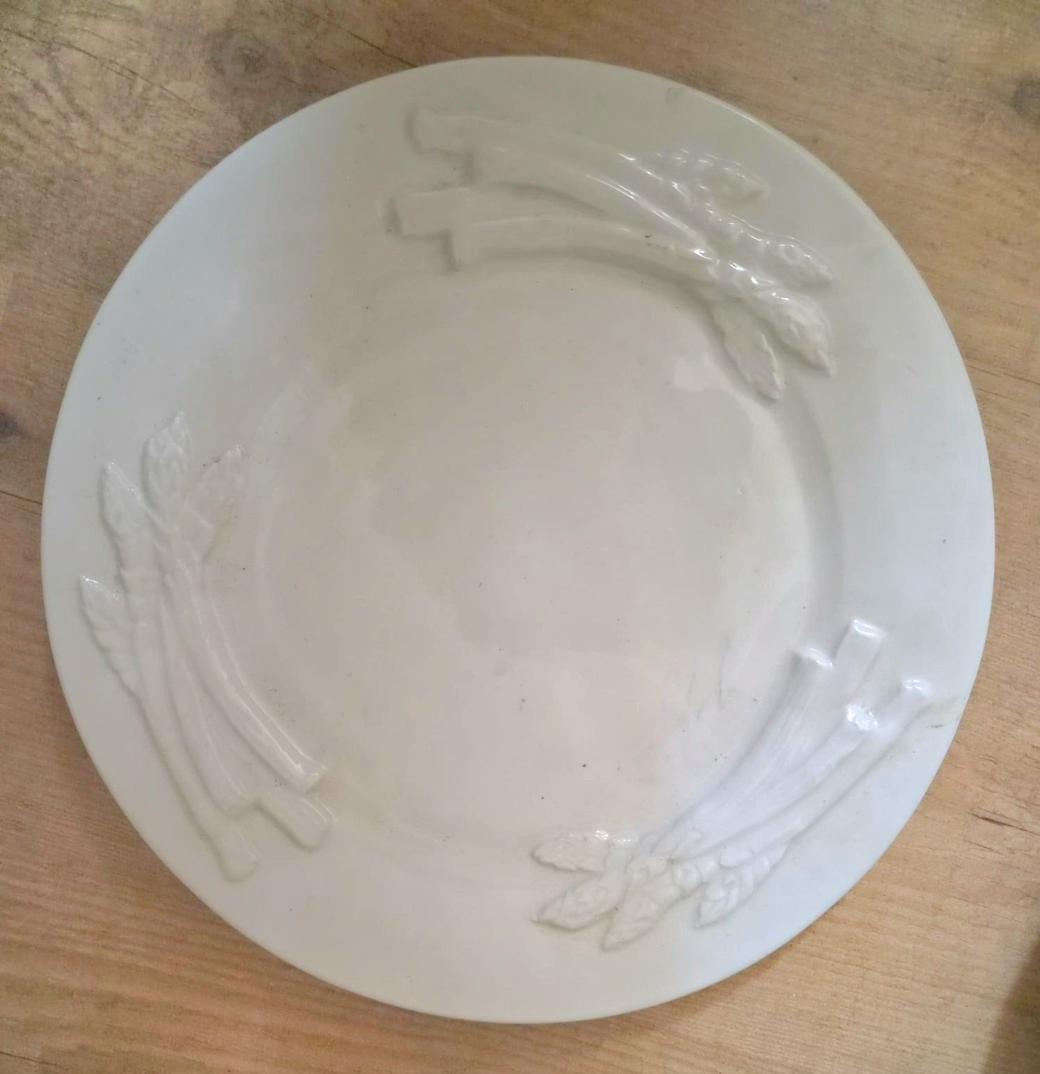3 Vintage Italiaanse Aspergeborden– Wit Reliëf, Antiek en Kunst, Antiek | Keramiek en Aardewerk, Ophalen