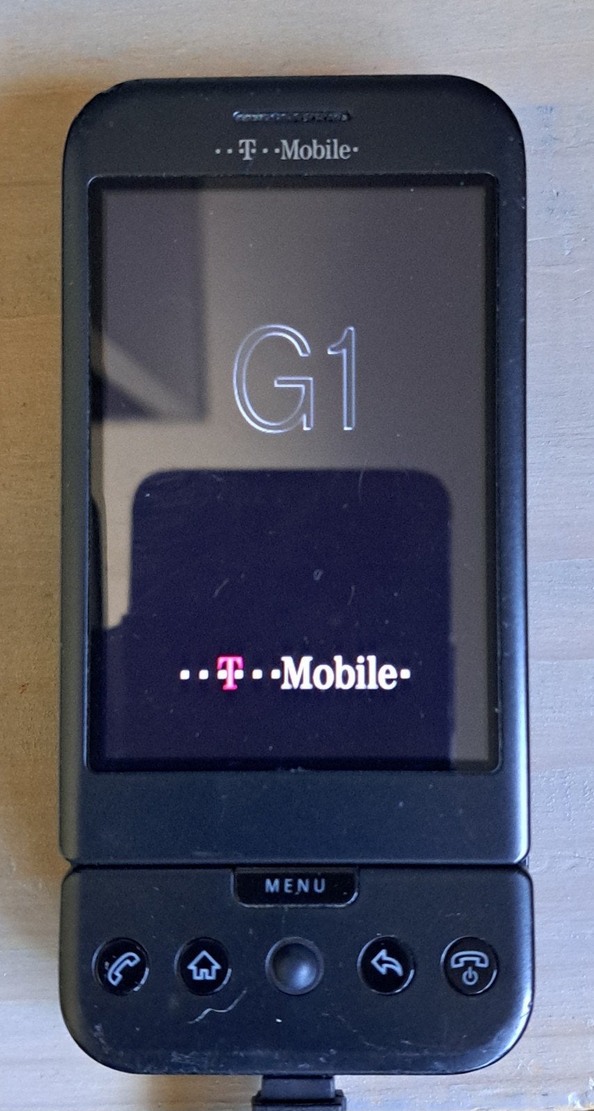 T-Mobile G1 (in doos) - Eerste Android Telefoon, Telecommunicatie, Mobiele telefoons | Overige merken, Gebruikt, Schuifmodel, Ophalen of Verzenden