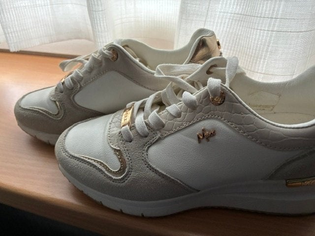 sneakers- Dames, Ophalen, Overige kleuren, Sneakers of Gympen, Gedragen