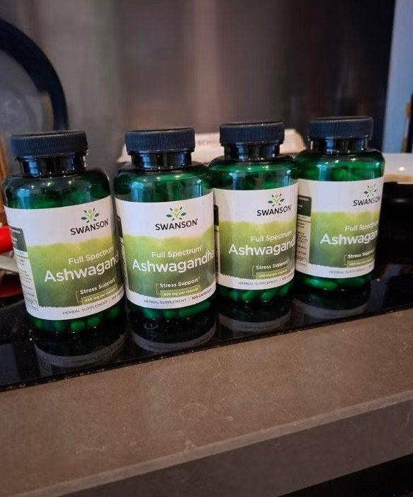 4x Swanson Full Spectrum Ashwagandha Stress Support, Ophalen of Verzenden, Zo goed als nieuw, Overige typen