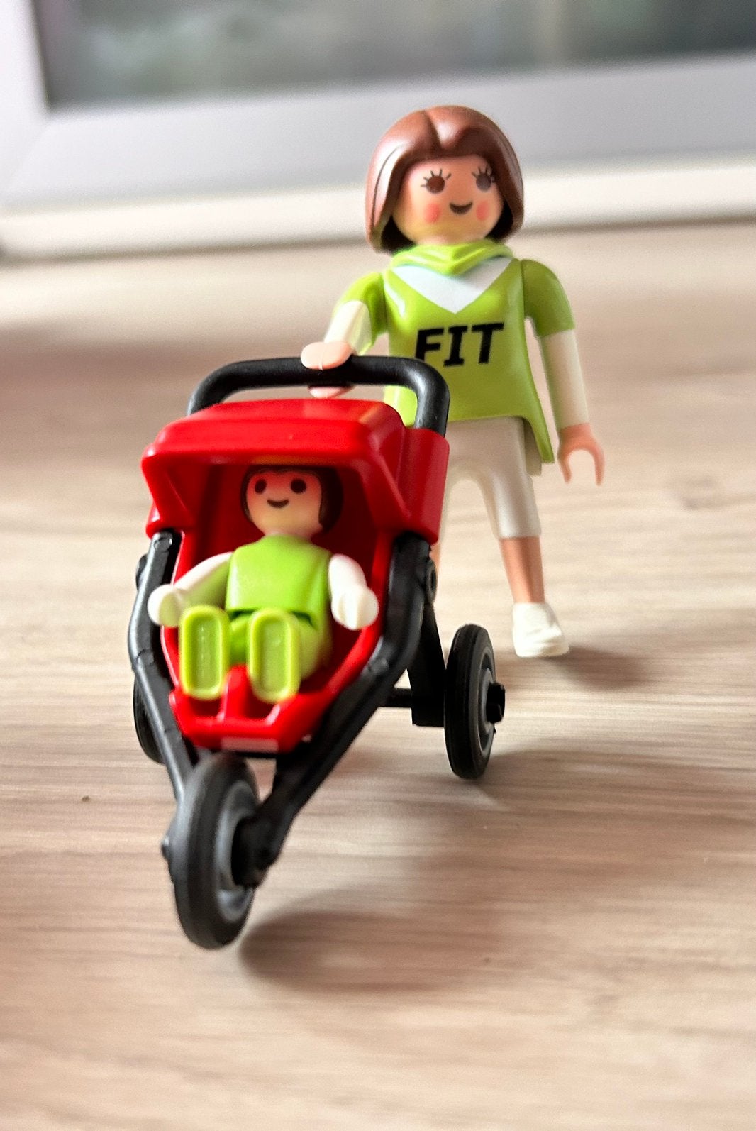 PLAYMOBIL sportieve moeder met kind in buggy 4697, Ophalen of Verzenden, Zo goed als nieuw