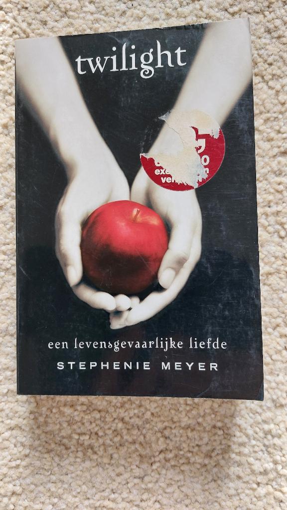 Twilight, een levensgevaarlijke liefde, Stephenie Meyer, Boeken, Ophalen of Verzenden, Gelezen, Stephenie Meyer