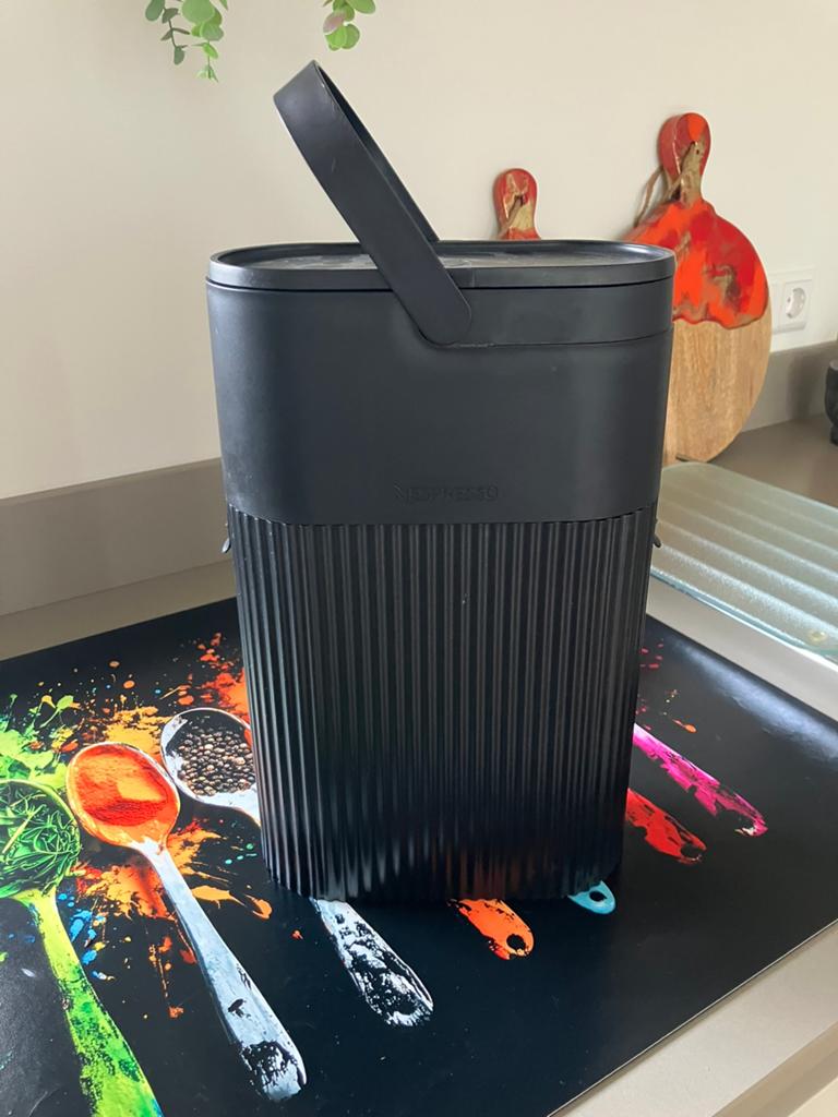 Nepresso container voor legen koffiecups evt, 10 tot 20 liter, Ophalen of Verzenden, Zo goed als nieuw, Overige materialen