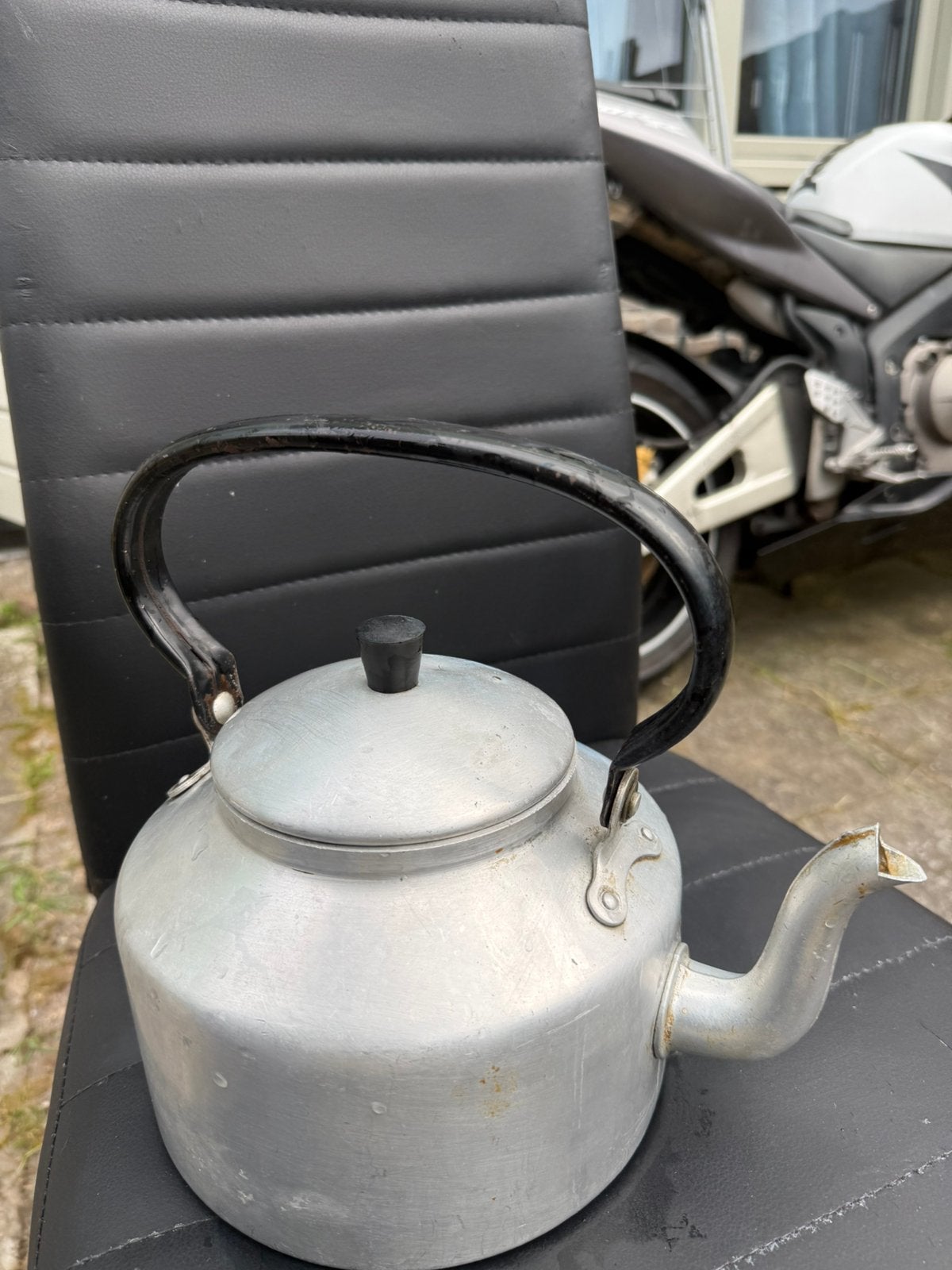 Vintage Artola Aluminium Teepot / Waterkoker, Ophalen of Verzenden, Zo goed als nieuw