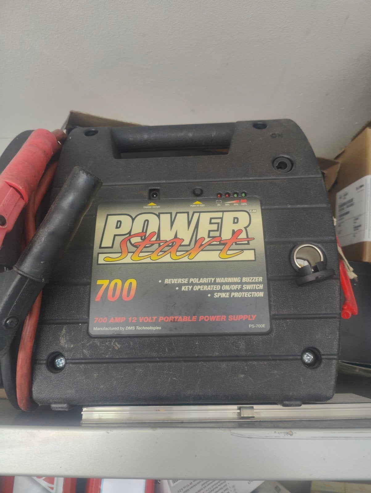 Power Start 700 Amp Startbooster - Accu defect, Ophalen of Verzenden, Gebruikt