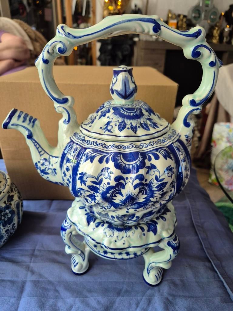 Antieke Boch Amsterdam theepot met onderstel, Ophalen