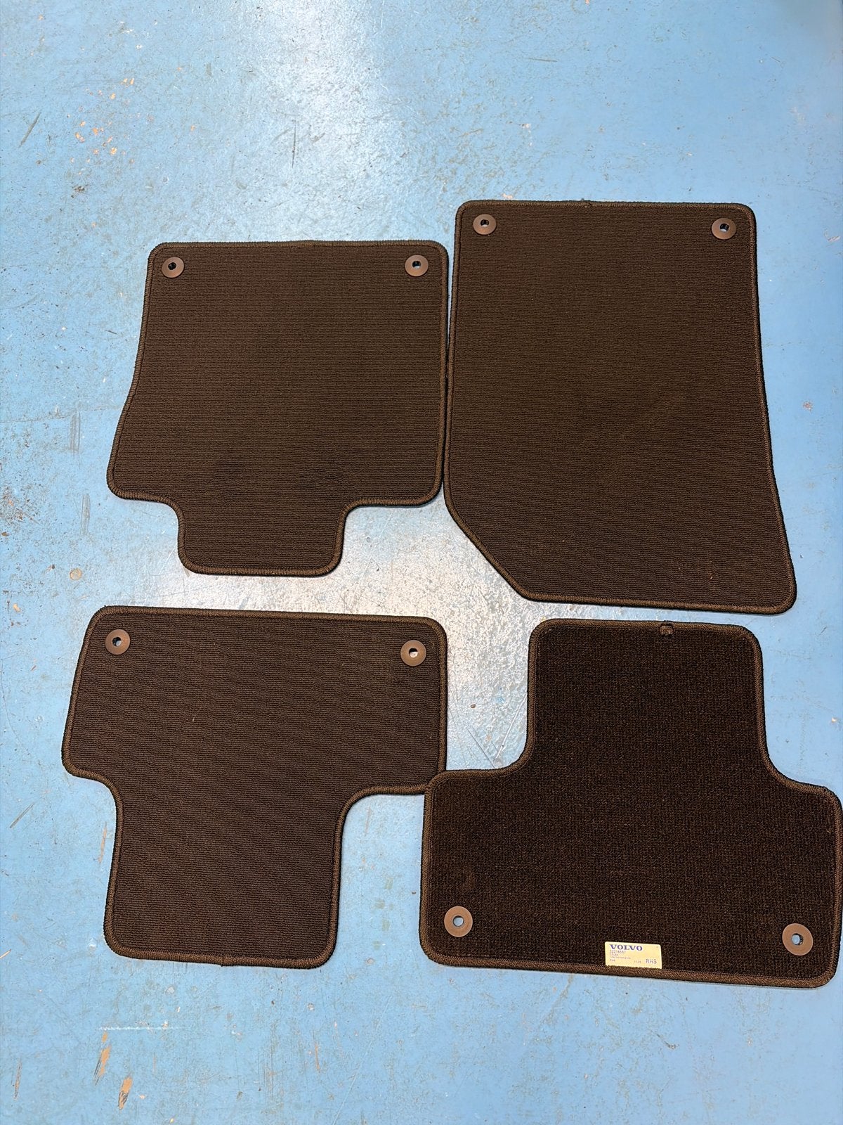 Volvo automatten set (origineel)- Zwart, Ophalen, Nieuw
