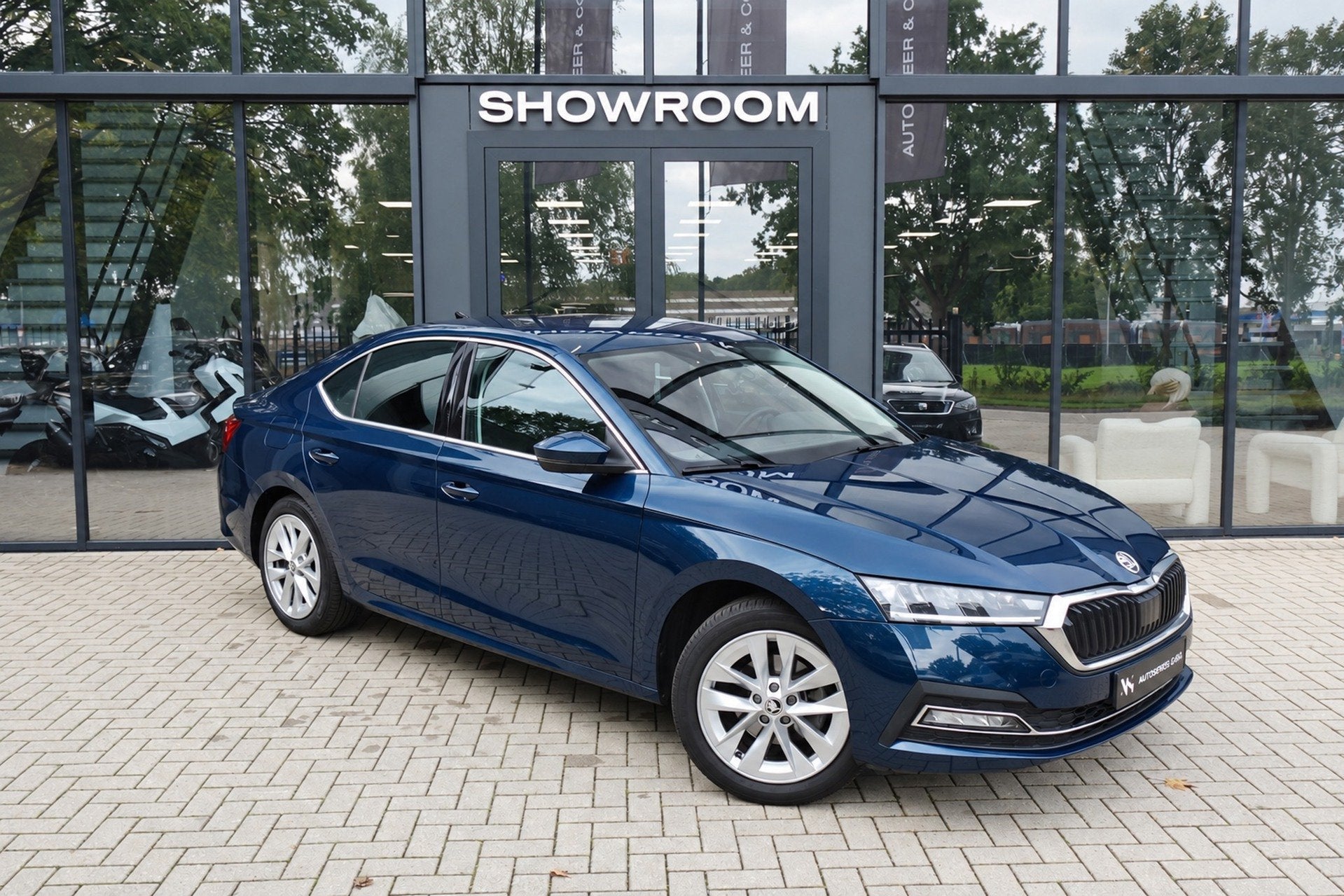 Skoda Octavia 1.0 e-TSI Business Edition Plus 360 KEYLESS CA, Auto's, Dealer onderhouden, Gebruikt, Euro 6, Verwarmde buitenspiegels