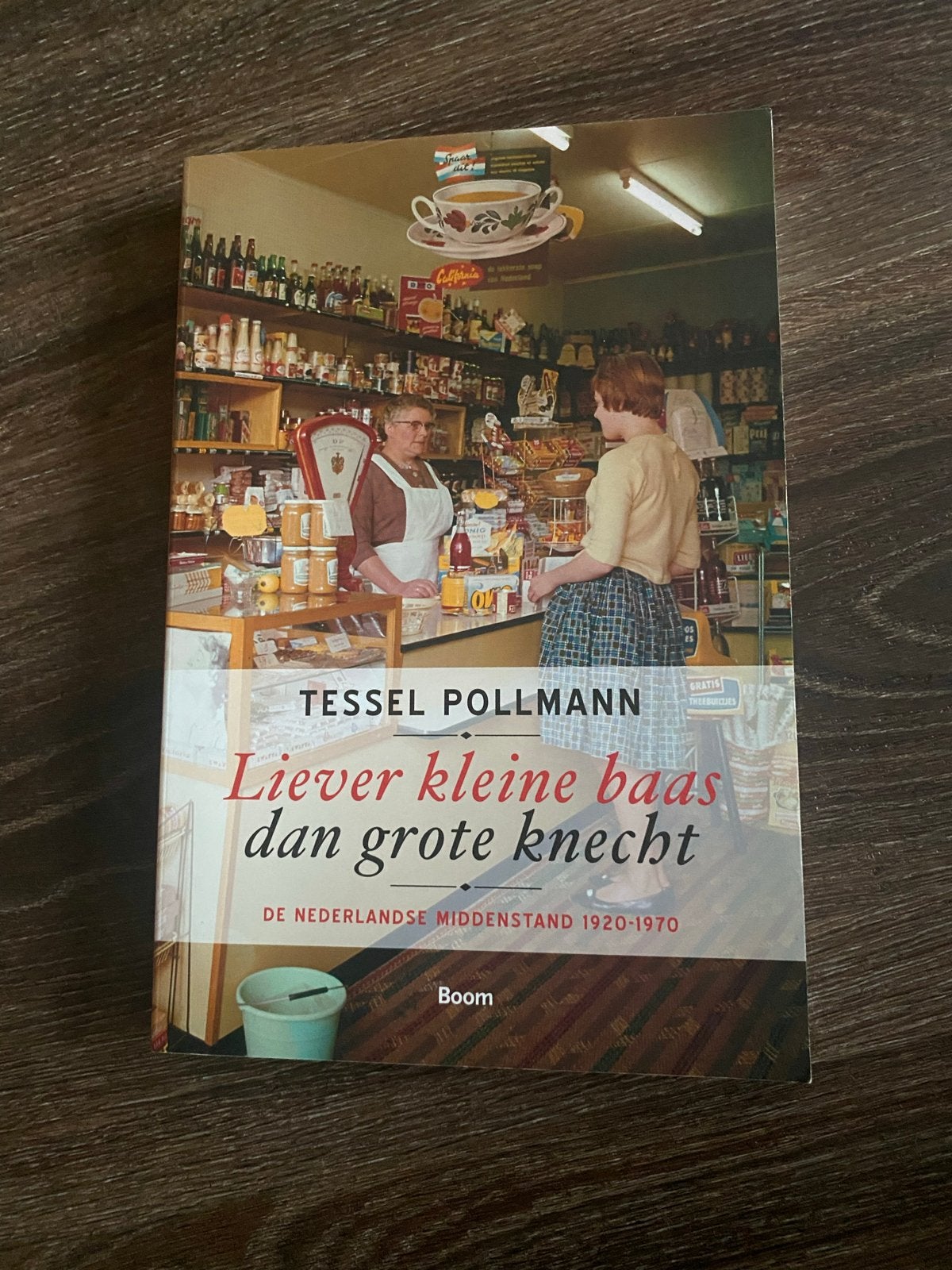 Liever kleine baas dan grote knecht - Tessel Pollmann, Ophalen of Verzenden, 20e eeuw of later, Gelezen