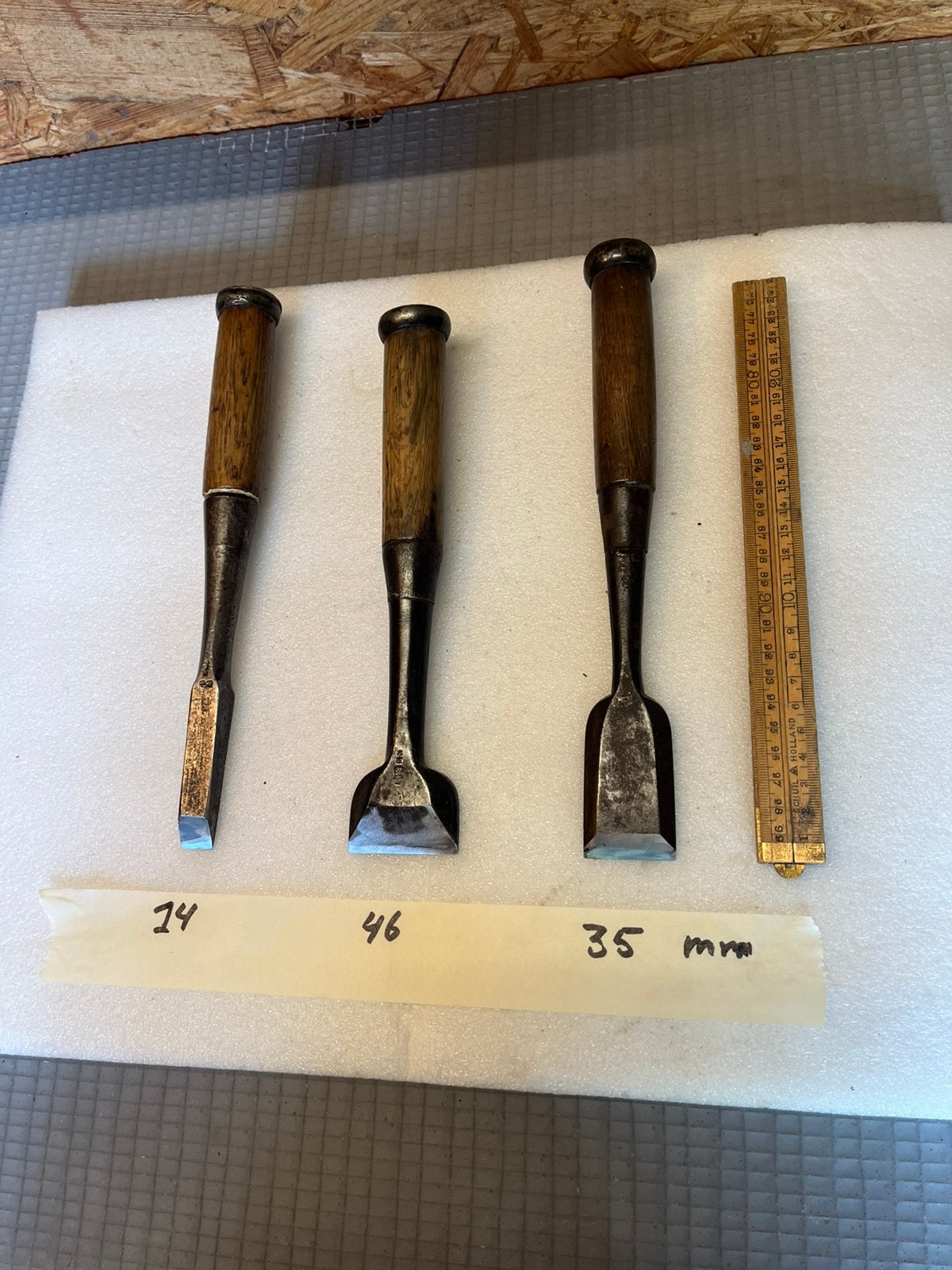 Drie zware Japanse houtbeitels – 14, 35 en 46 mm, Verzenden, Gebruikt
