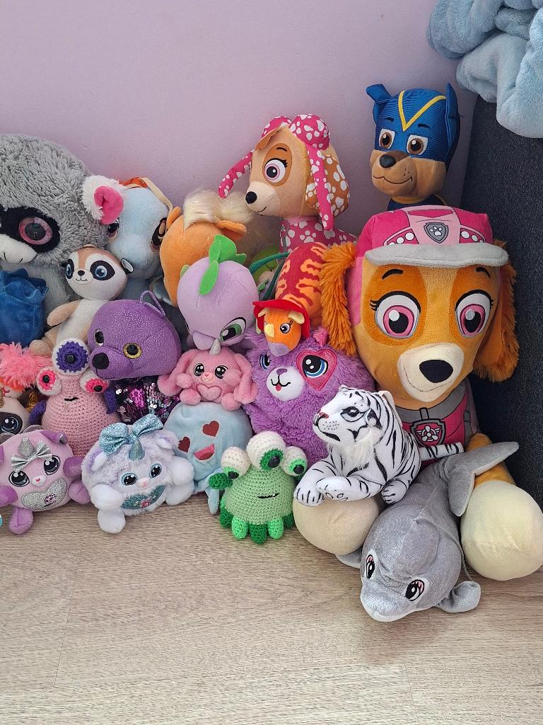 Heel veel verschillende knuffels waaronder Paw patrol, Ophalen of Verzenden, Zo goed als nieuw