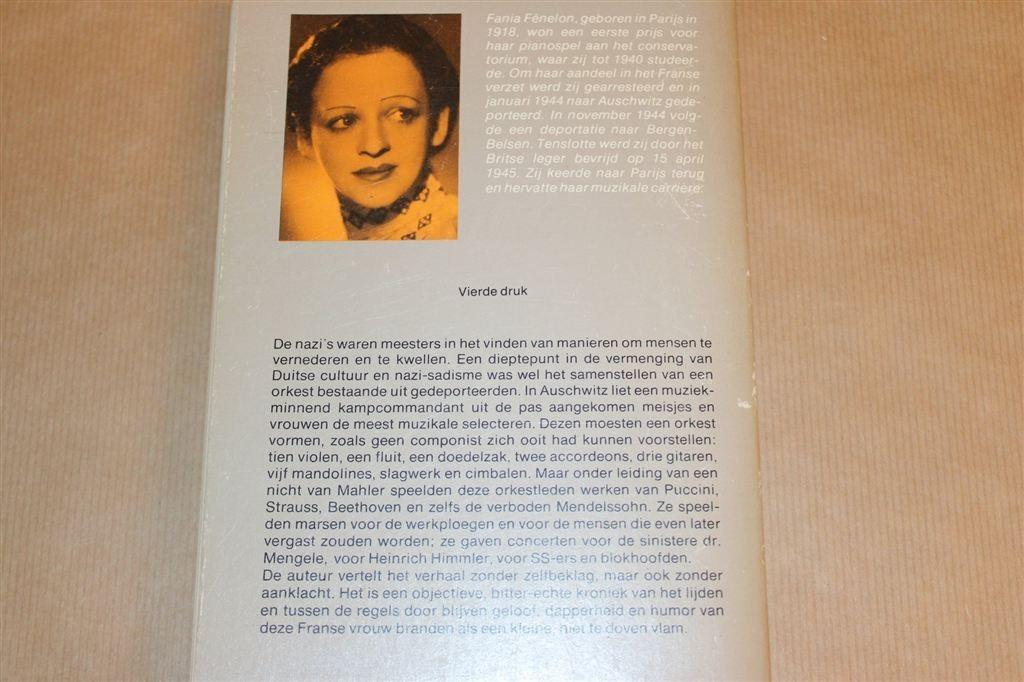 Muziek Achter Prikkeldraad — Kamporkest Auschwitz 1982, Boeken, Ophalen of Verzenden, Tweede Wereldoorlog, Gelezen, Overige onderwerpen