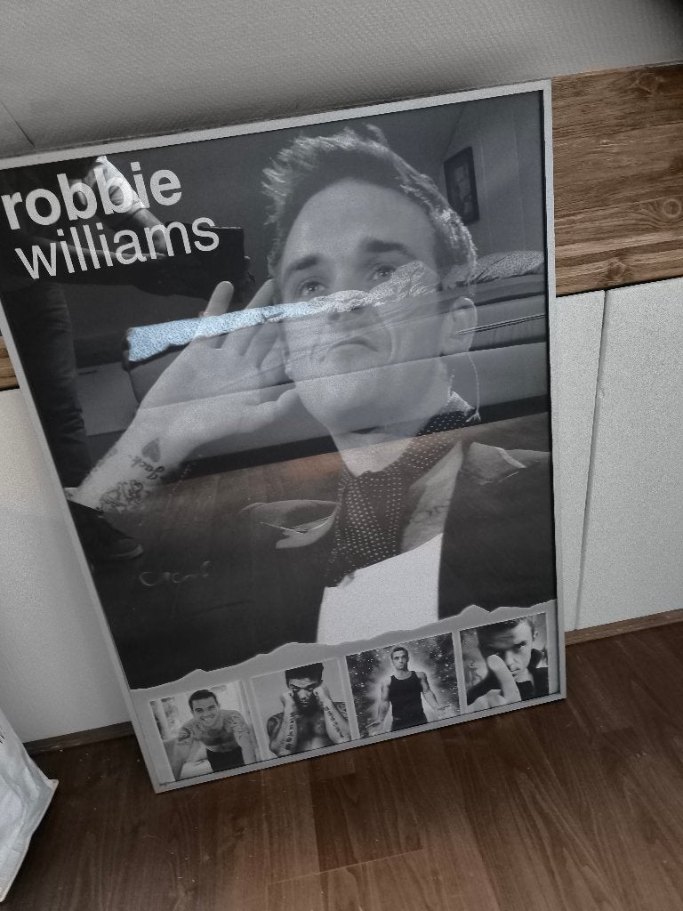 Robbie Williams ingelijste poster, Ophalen, Rechthoekig Staand, Met lijst, Zo goed als nieuw