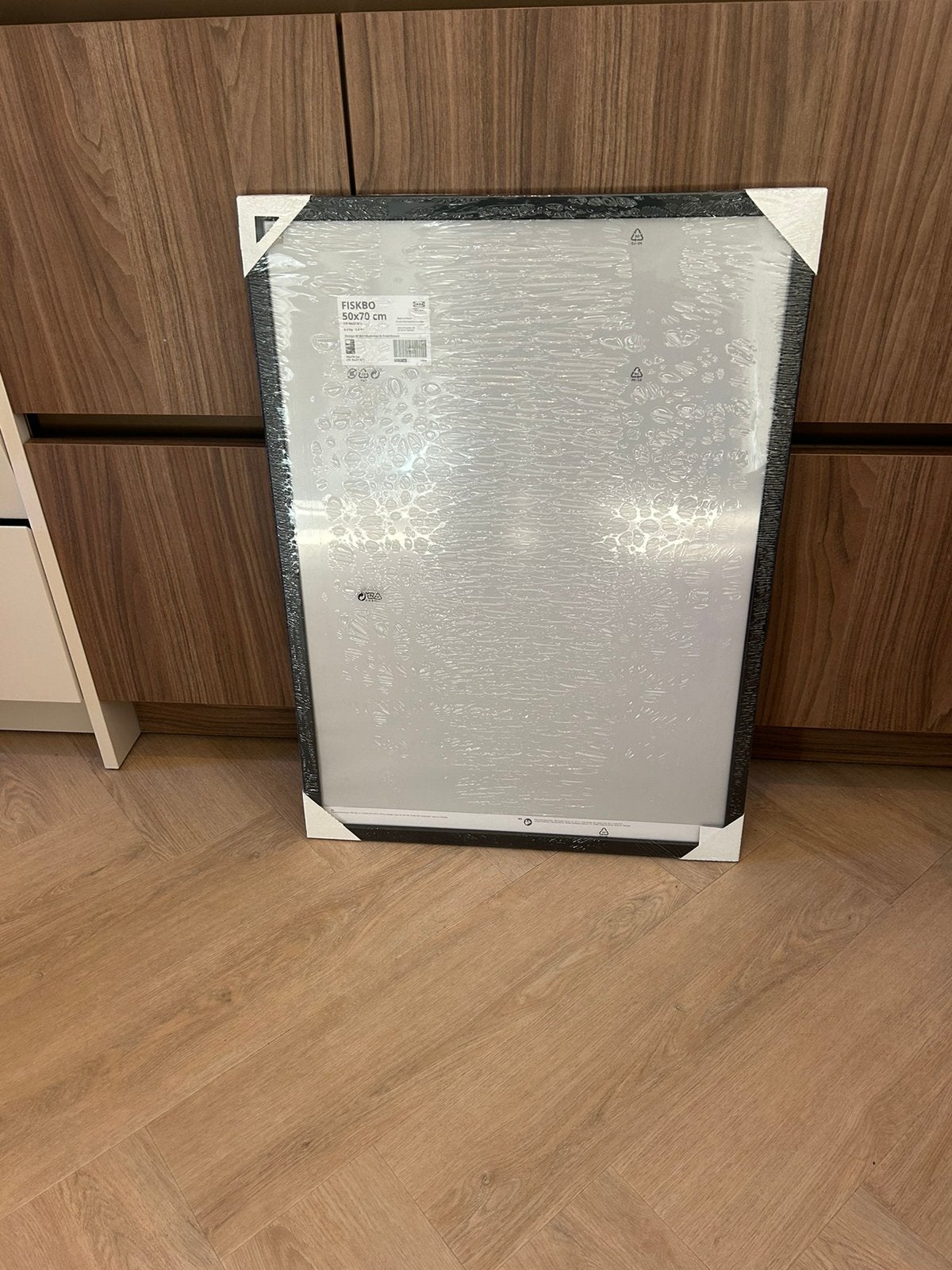3 nieuwe zwarte IKEA FISKBO fotolijsten – 50 x 70 cm, Ophalen of Verzenden, Nieuw, Zwart