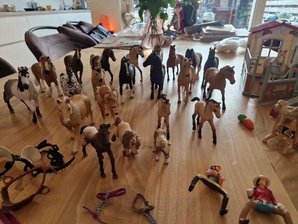 Grote collectie Schleich paarden en accessoires, Ophalen, Gebruikt, Jongen of Meisje
