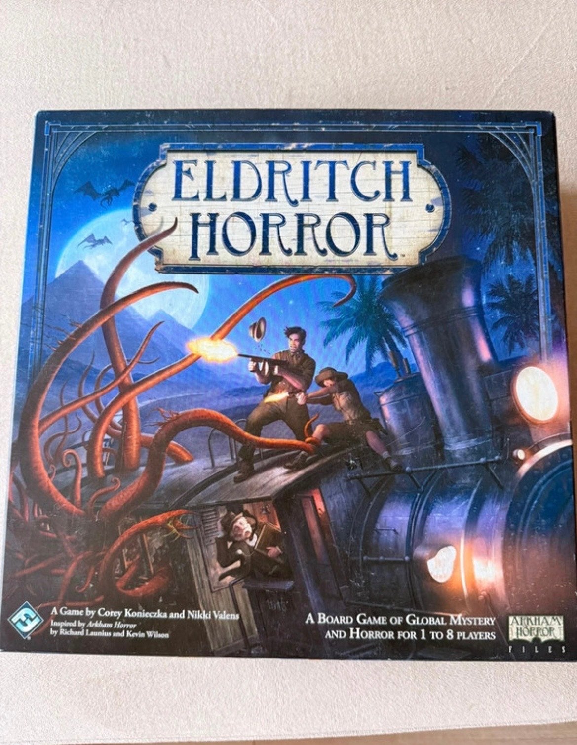 Eldritch Horror Bordspel + 2 Uitbreidingen + 4 Spelersborden, Een of twee spelers, Ophalen, Zo goed als nieuw