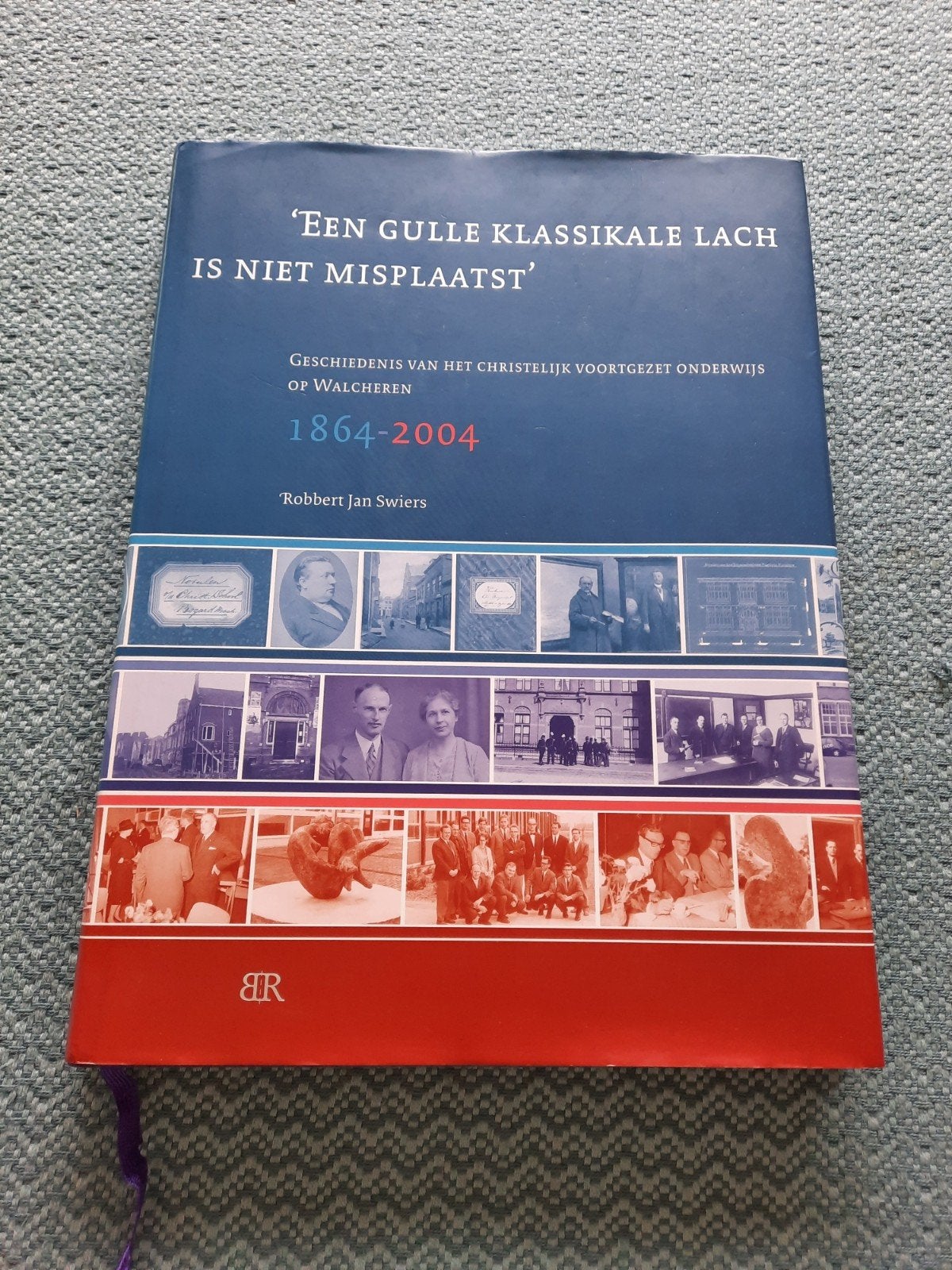Een Gulle Klassikale Lach Is Niet Misplaatst  R.J. Swiers, Boeken, Ophalen of Verzenden, 20e eeuw of later, Zo goed als nieuw