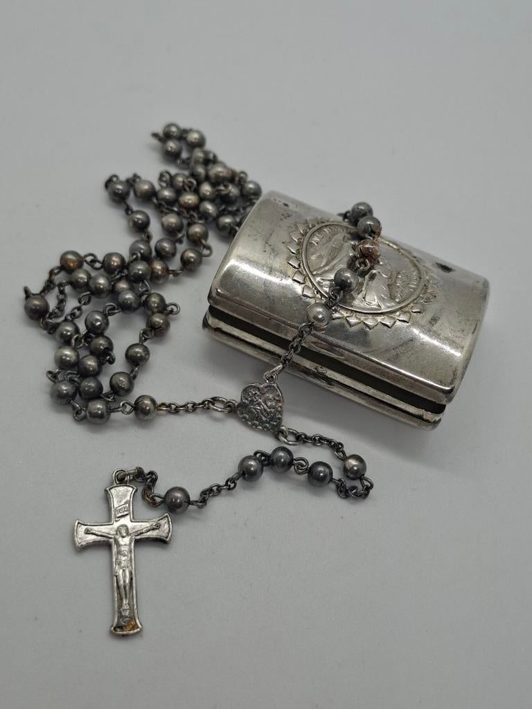 Oude zilveren rozenkrans met doosje 835, Verzamelen, Ophalen of Verzenden, Sieraad, Christendom | Katholiek