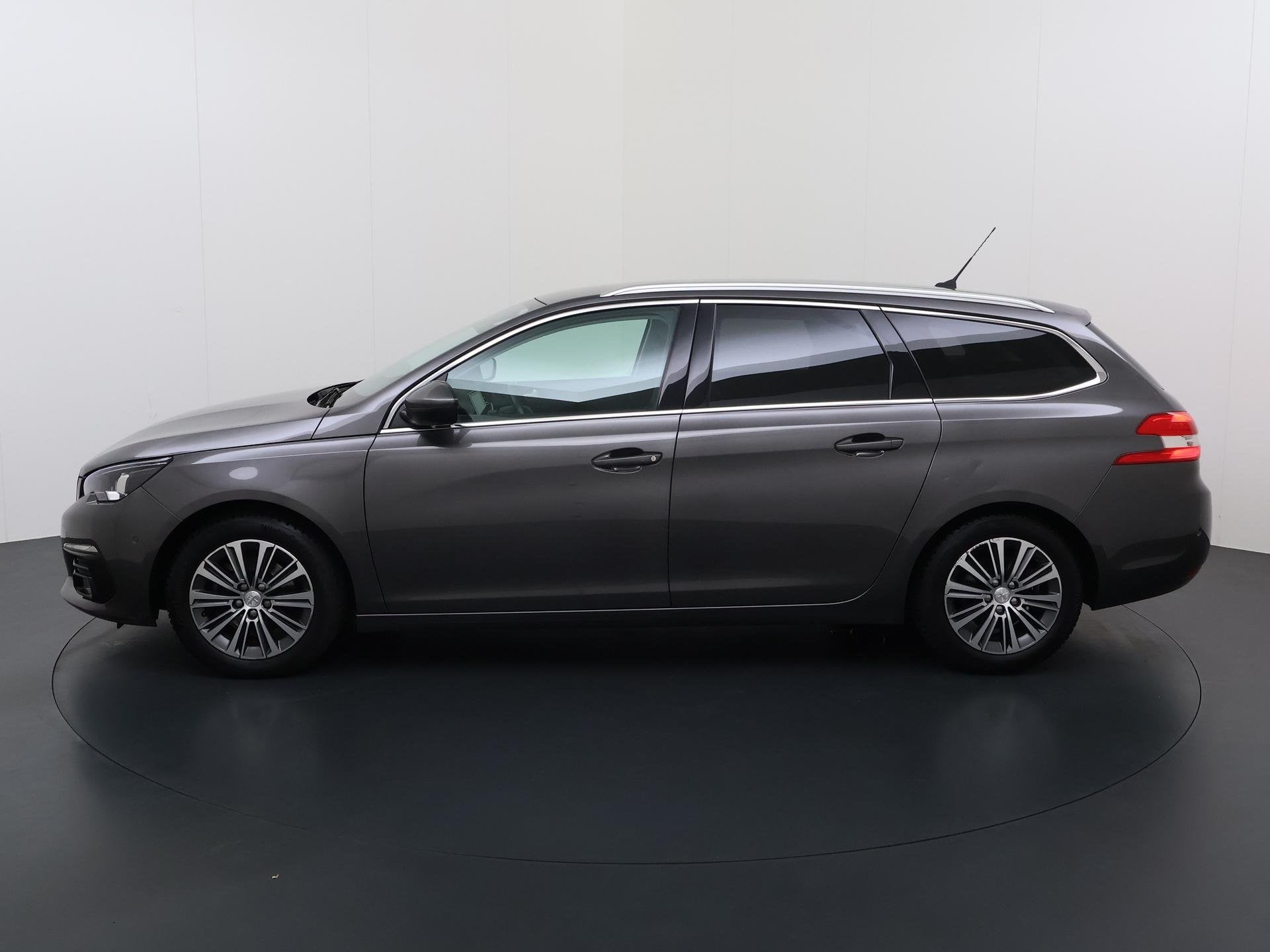 Peugeot 308 SW 1.2 PureTech Blue Lease Premium | Panoramadak, Voorwielaandrijving, 12 maanden, Gebruikt, Euro 6