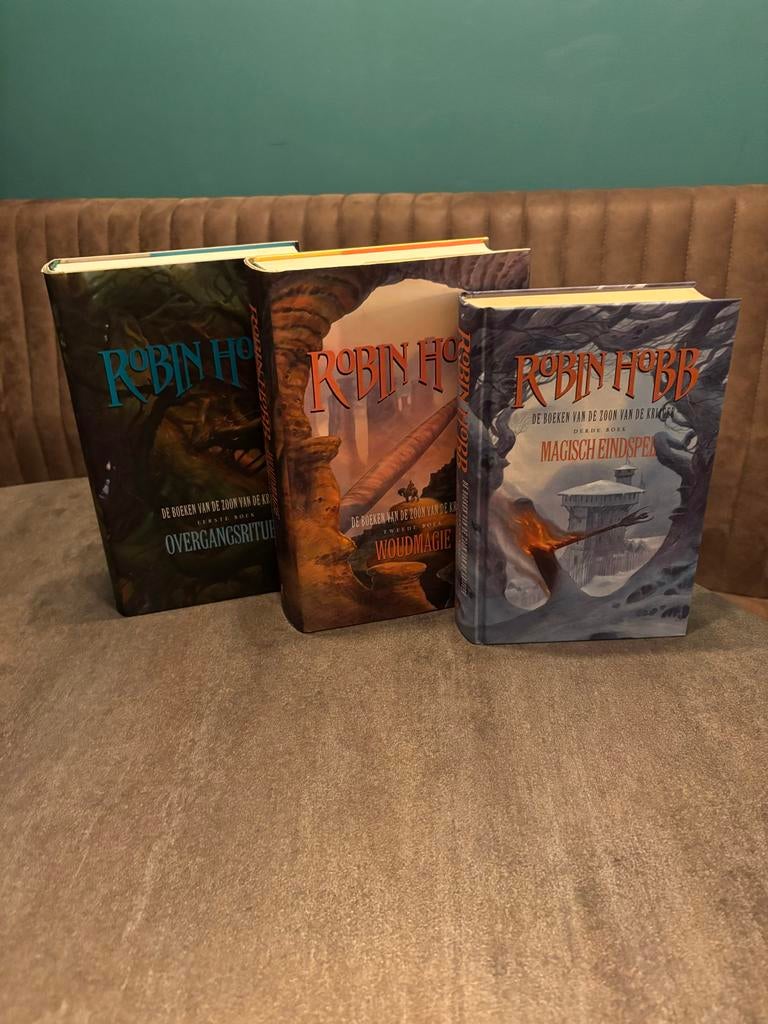 Robin Hobb - De Boeken van de Zoon van de Krijger (3 delen), Ophalen of Verzenden, Zo goed als nieuw