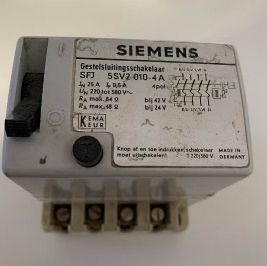 Siemens Aardlekschakelaar SFJ 5SV2.010-4A, Ophalen of Verzenden, Gebruikt, Schakelaar
