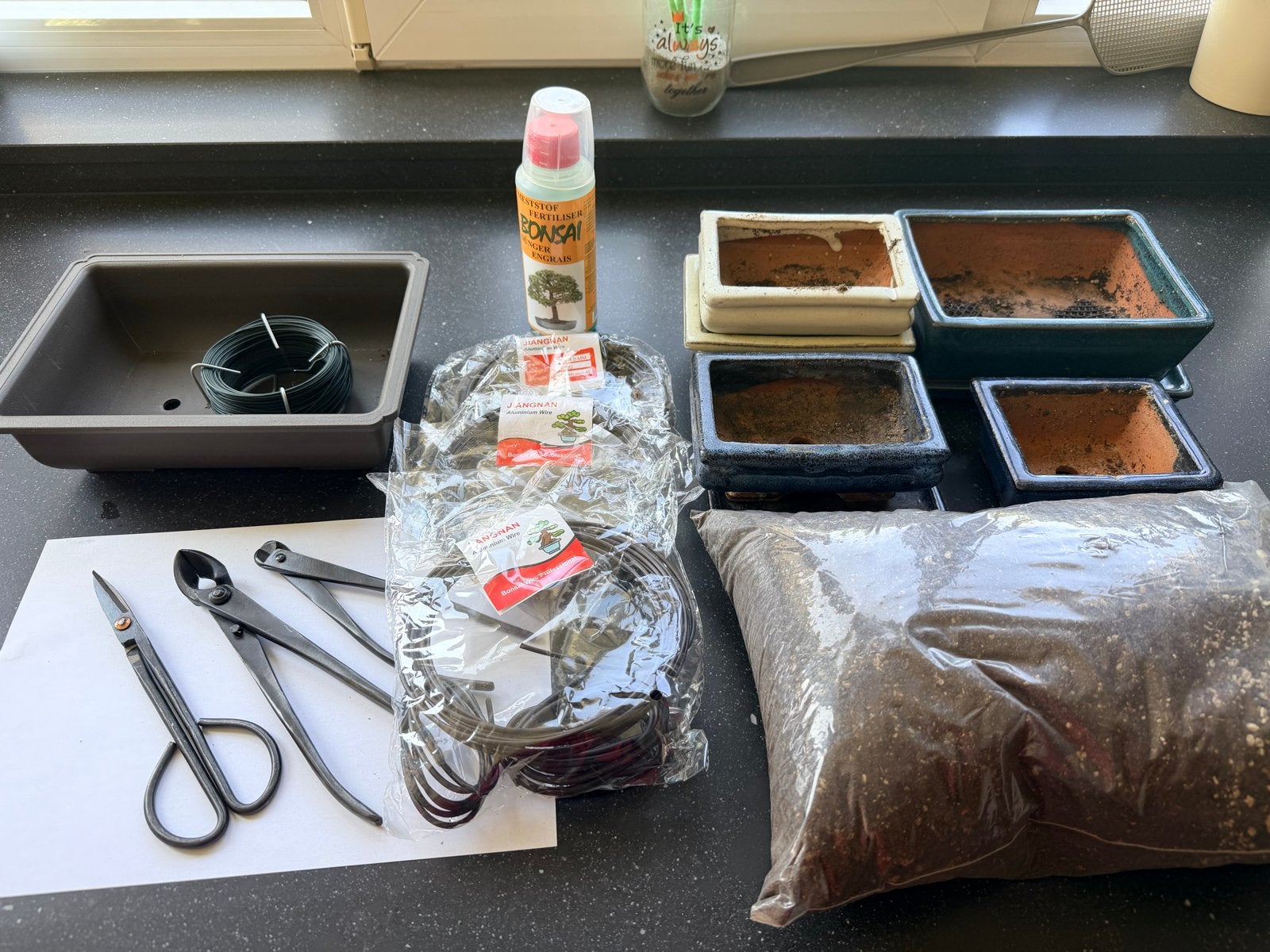 Bonsai startpakket: potten, gereedschap, draad, aarde, voedi, Ophalen of Verzenden, Gebruikt