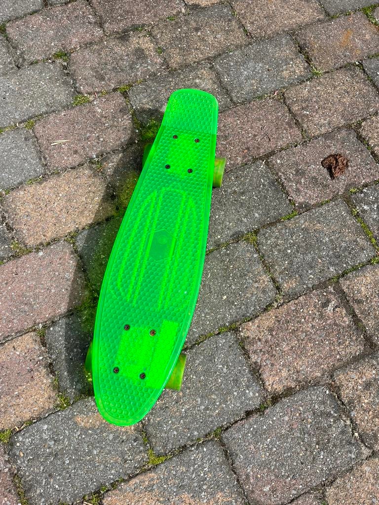 Skate board fel groen, Ophalen of Verzenden, Zo goed als nieuw